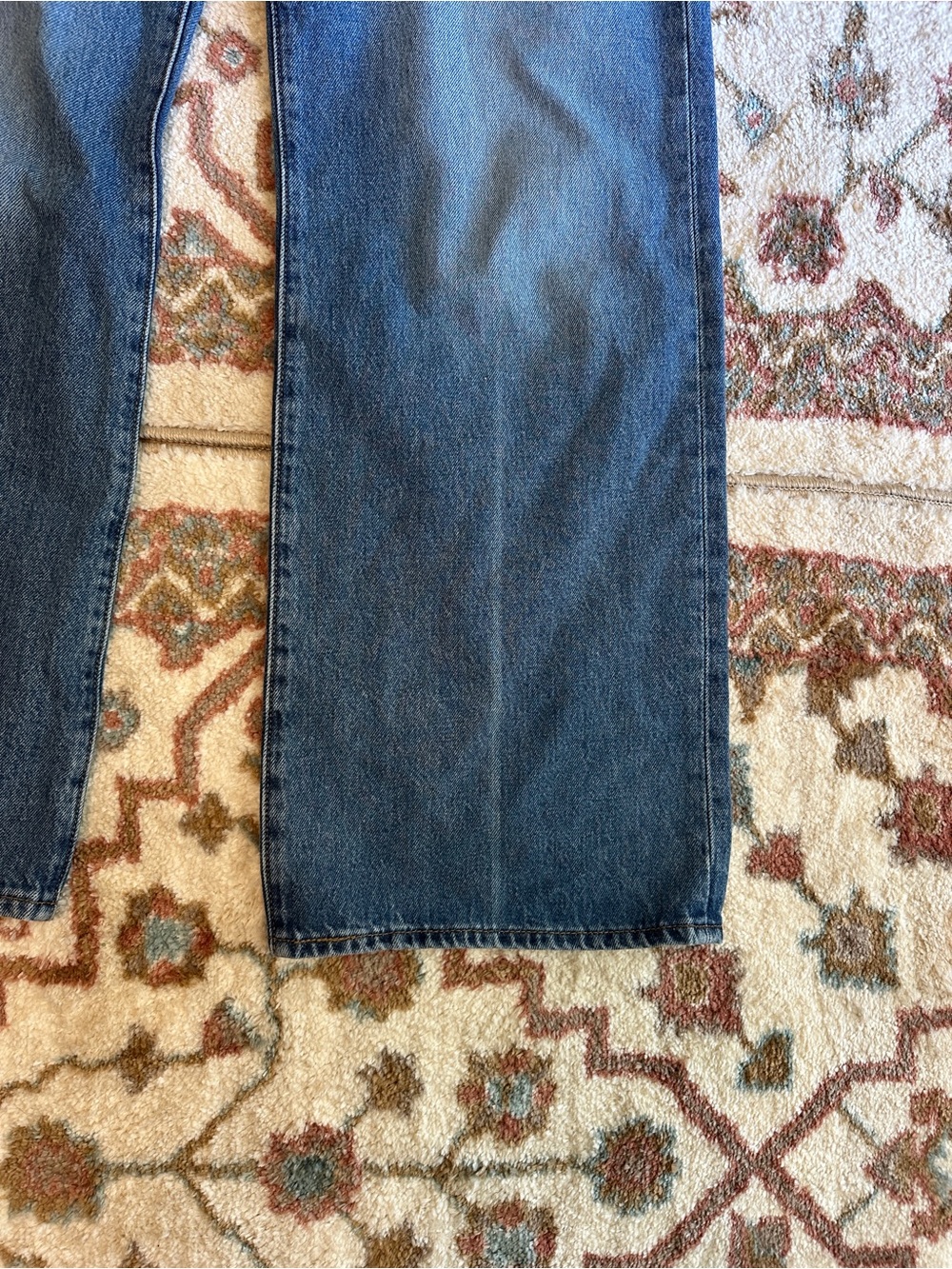 Levi’s Ribcage Wide Leg Jeans - Picture 4 of 11